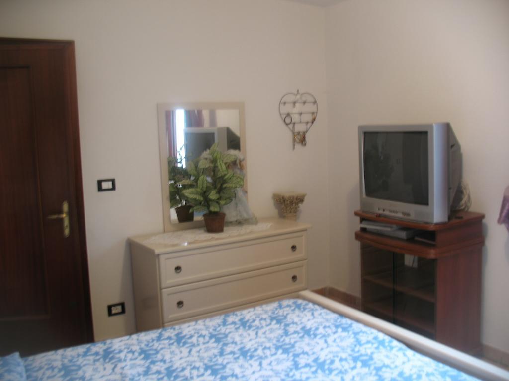 Magliolo Casa Vacanze L'Agrifoglio B&B 객실 사진
